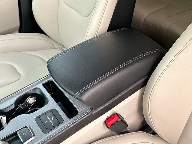 used 2021 Ford Edge car, priced at $30,995
