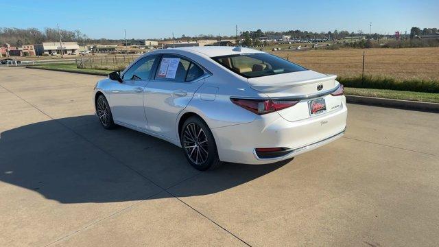 used 2025 Lexus ES 300h car, priced at $50,995