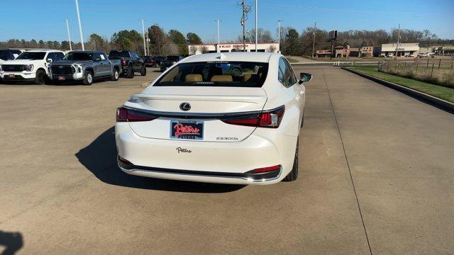 used 2025 Lexus ES 300h car, priced at $50,995