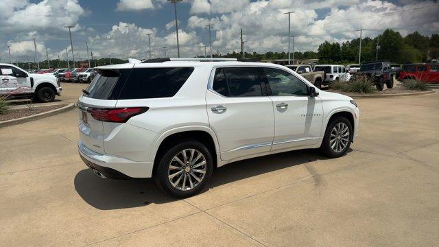 used 2023 Chevrolet Traverse car, priced at $42,995