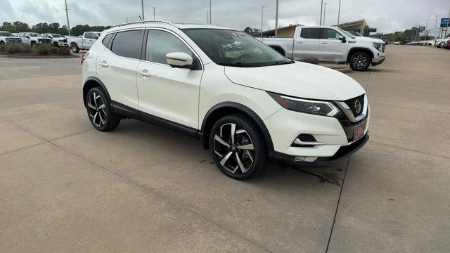 used 2020 Nissan Rogue Sport car, priced at $25,541
