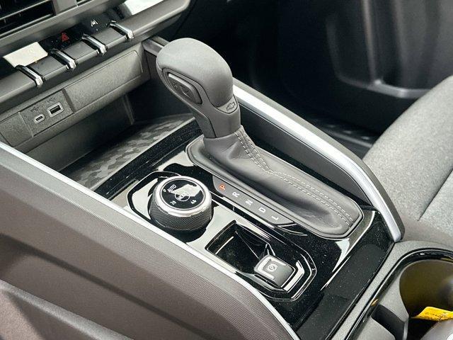 new 2025 Chevrolet Colorado car, priced at $44,315