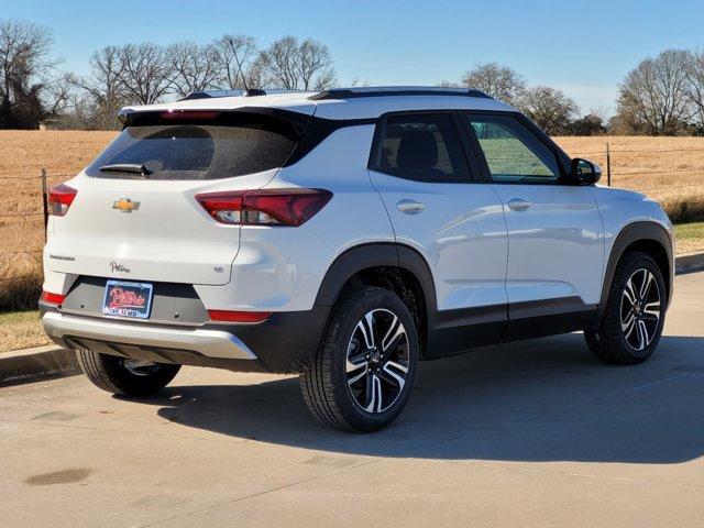 new 2025 Chevrolet TrailBlazer car, priced at $27,131