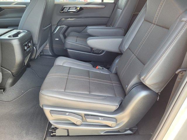 new 2025 Chevrolet Suburban car, priced at $86,322