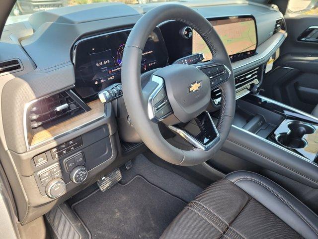 new 2025 Chevrolet Suburban car, priced at $86,322