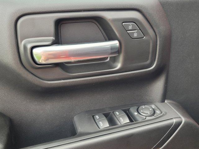new 2025 Chevrolet Silverado 1500 car, priced at $41,614