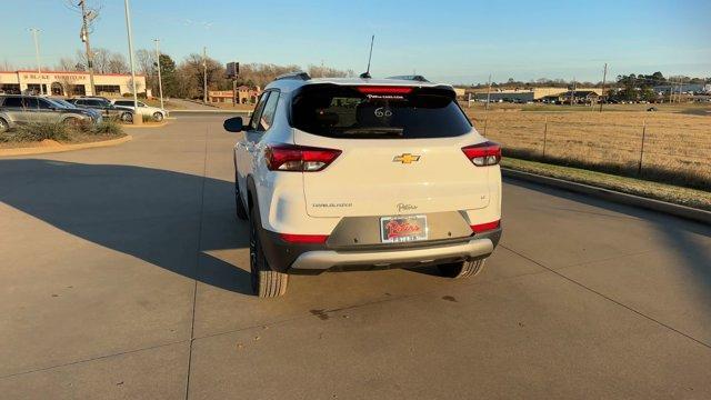 new 2025 Chevrolet TrailBlazer car, priced at $27,125