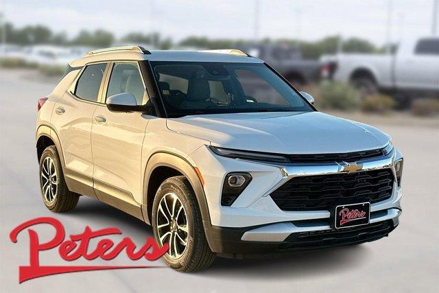 new 2025 Chevrolet TrailBlazer car, priced at $27,125