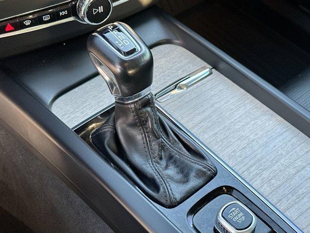 used 2020 Volvo XC60 car, priced at $36,995