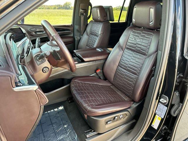 used 2021 Cadillac Escalade ESV car, priced at $63,995