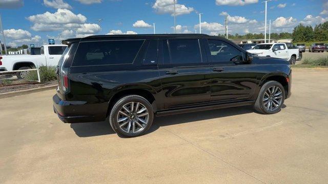 used 2021 Cadillac Escalade ESV car, priced at $63,995