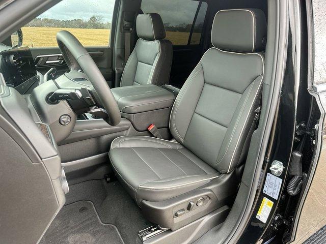 new 2025 Chevrolet Suburban car, priced at $92,995