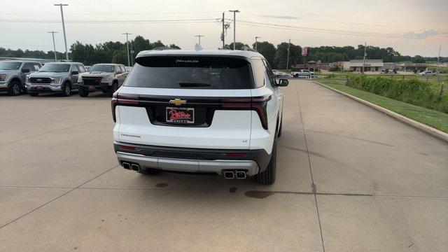 used 2024 Chevrolet Traverse car, priced at $42,995