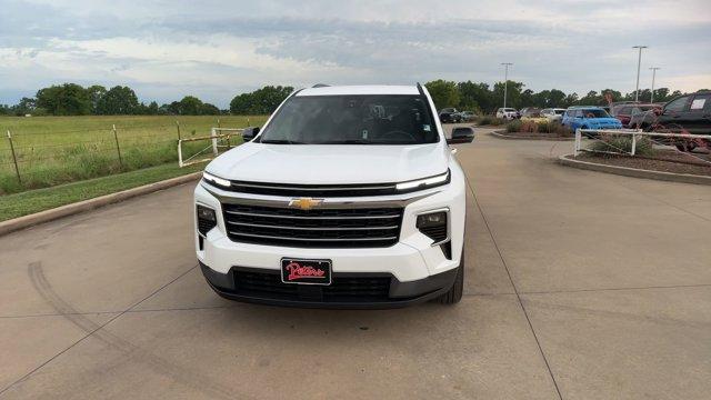 used 2024 Chevrolet Traverse car, priced at $42,995