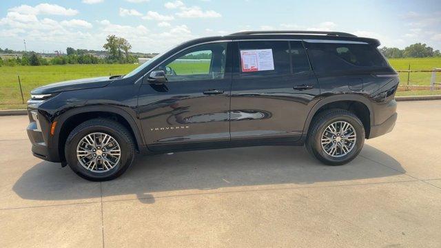 used 2025 Chevrolet Traverse car, priced at $44,995