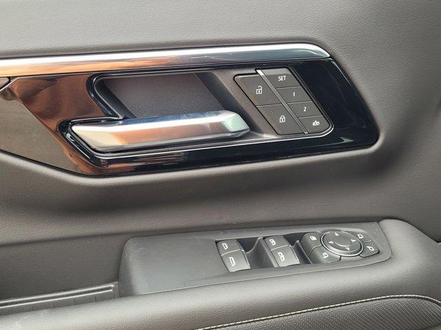 new 2025 Chevrolet Suburban car, priced at $81,795