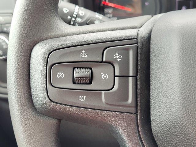 new 2025 Chevrolet Silverado 1500 car, priced at $42,001