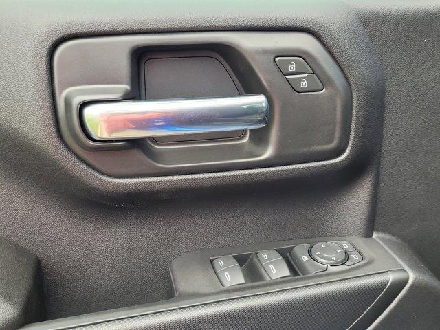 new 2025 Chevrolet Silverado 1500 car, priced at $42,001