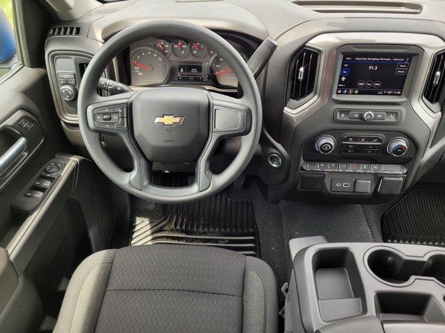 new 2025 Chevrolet Silverado 1500 car, priced at $42,640