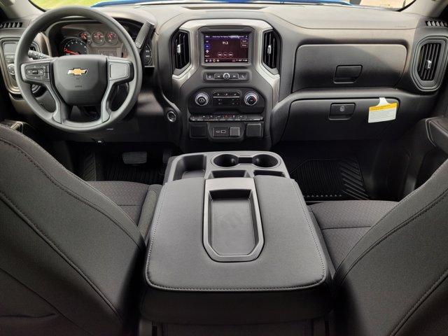 new 2025 Chevrolet Silverado 1500 car, priced at $42,640