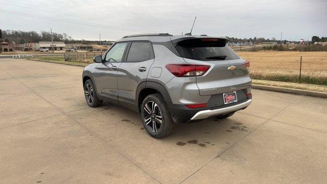 new 2025 Chevrolet TrailBlazer car, priced at $27,131