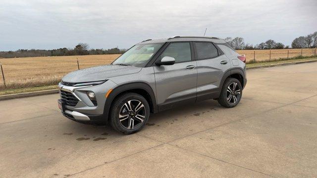 new 2025 Chevrolet TrailBlazer car, priced at $27,131