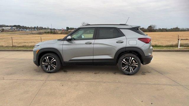 new 2025 Chevrolet TrailBlazer car, priced at $27,131