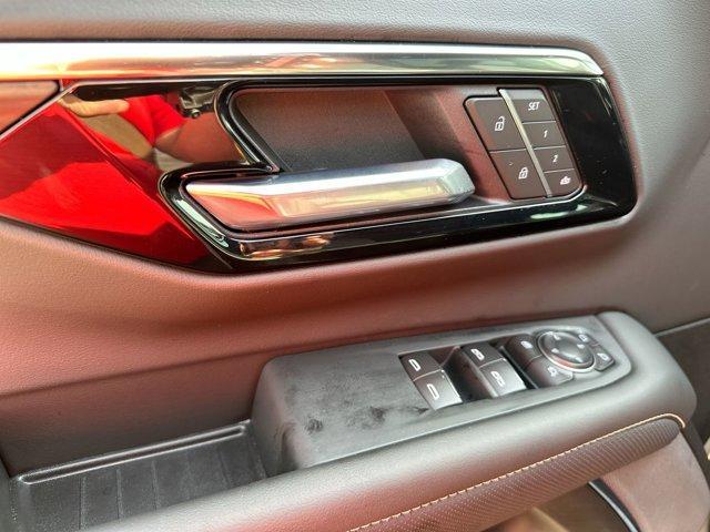 new 2025 Chevrolet Suburban car, priced at $95,995