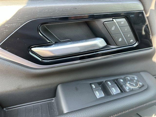 used 2025 GMC Yukon car, priced at $94,995