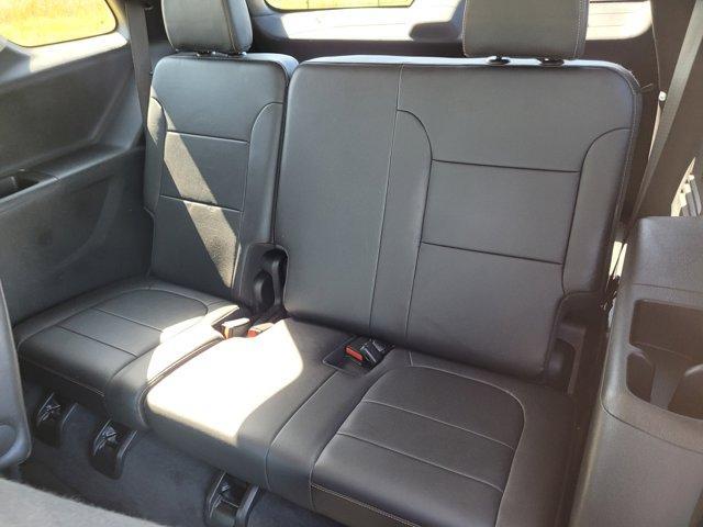used 2021 Chevrolet Traverse car, priced at $26,995