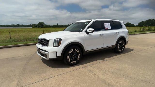 used 2023 Kia Telluride car, priced at $36,769