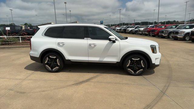 used 2023 Kia Telluride car, priced at $36,769