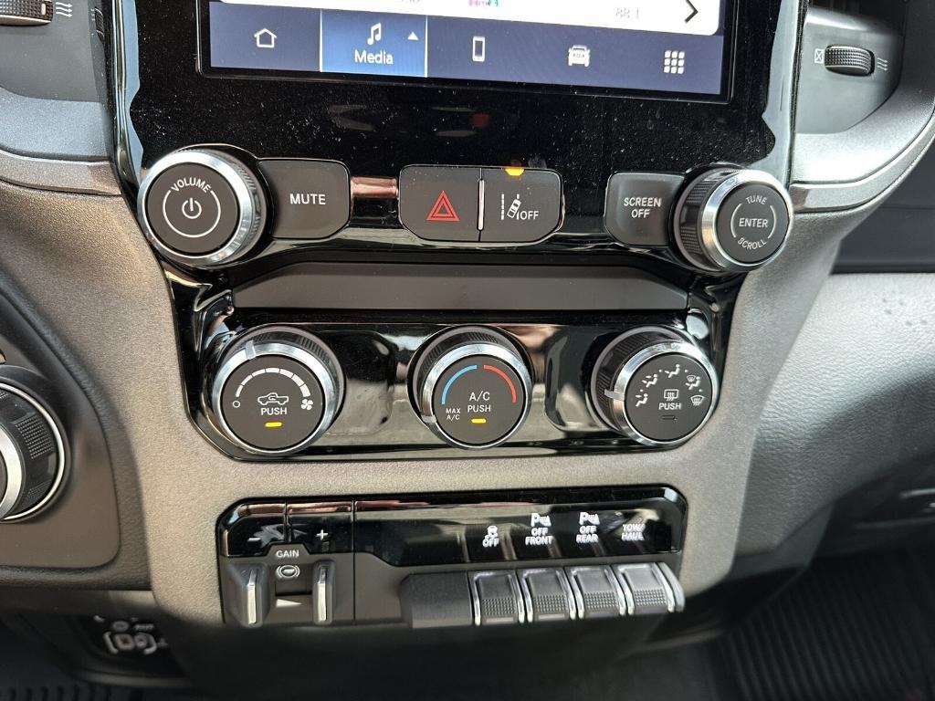 new 2025 Ram 1500 car, priced at $52,883