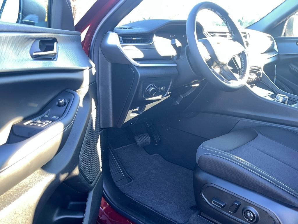 new 2025 Jeep Grand Cherokee L car, priced at $40,848