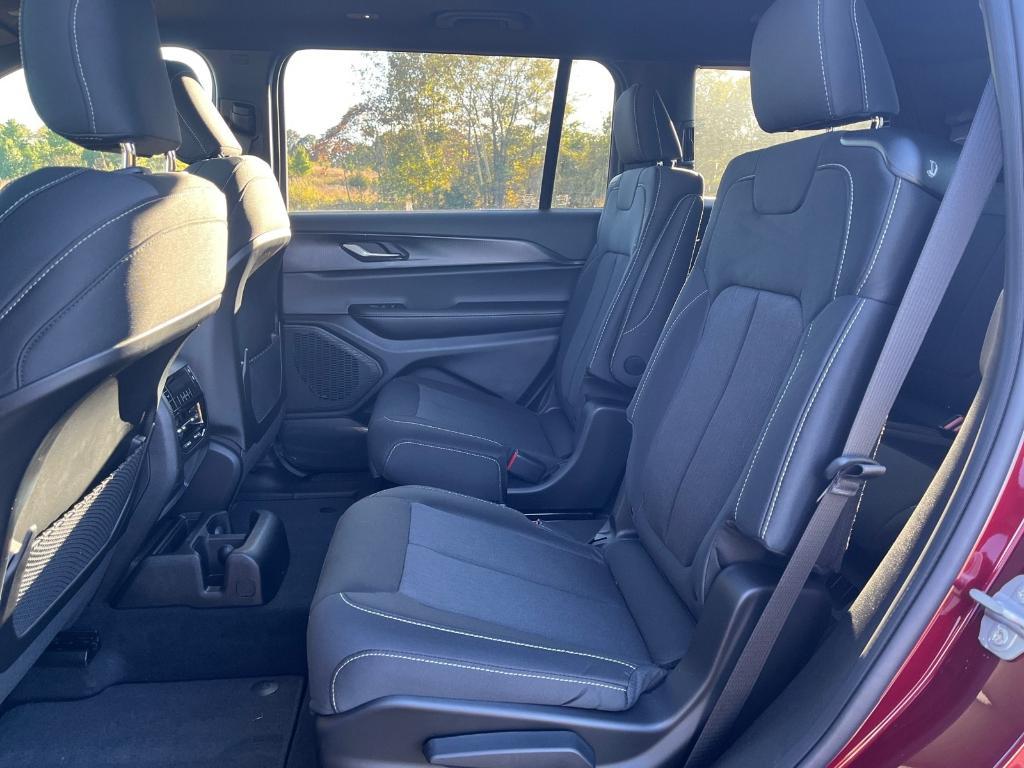 new 2025 Jeep Grand Cherokee L car, priced at $40,848