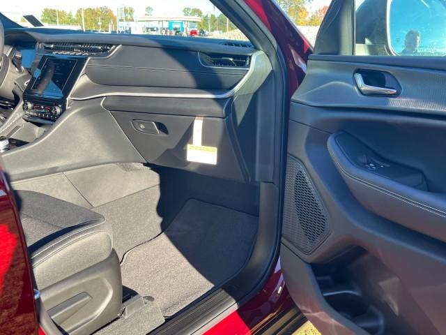 new 2025 Jeep Grand Cherokee L car, priced at $40,848