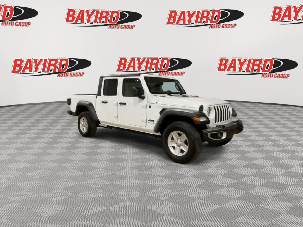 used 2023 Jeep Gladiator car, priced at $31,266