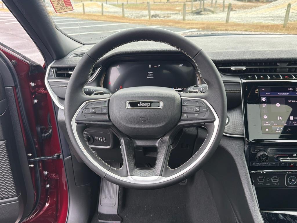 new 2025 Jeep Grand Cherokee car, priced at $36,047