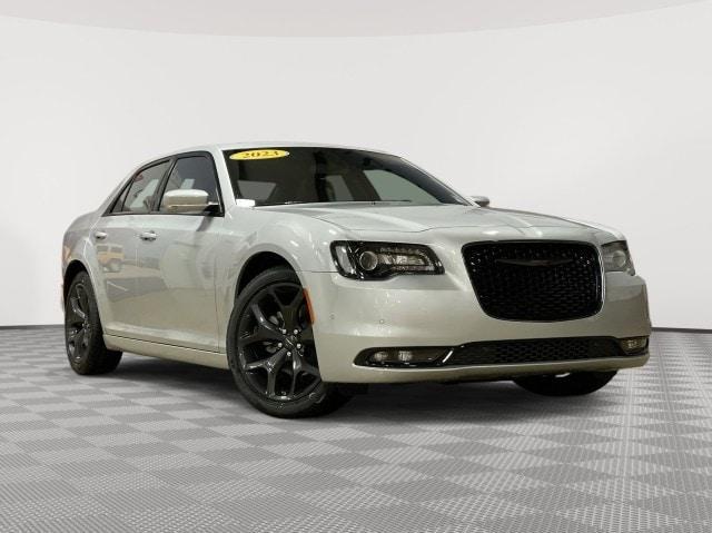 new 2023 Chrysler 300 car, priced at $40,397