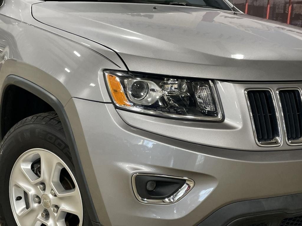 used 2015 Jeep Grand Cherokee car, priced at $16,876