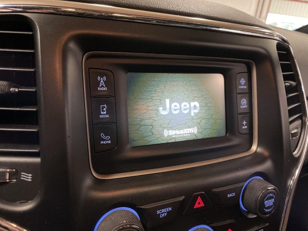 used 2015 Jeep Grand Cherokee car, priced at $16,876