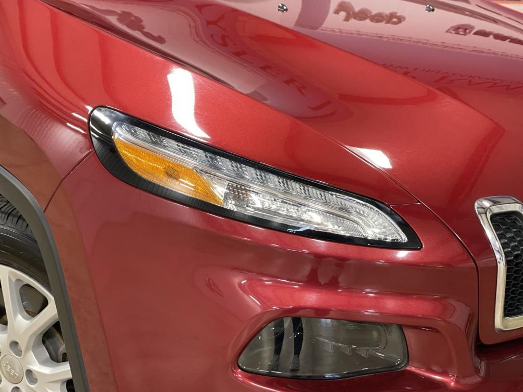 used 2017 Jeep Cherokee car, priced at $16,169