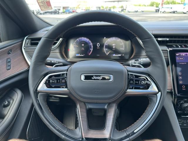 new 2025 Jeep Grand Cherokee car, priced at $59,050