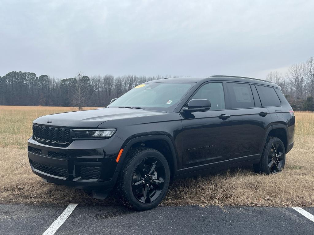 new 2025 Jeep Grand Cherokee L car, priced at $46,175