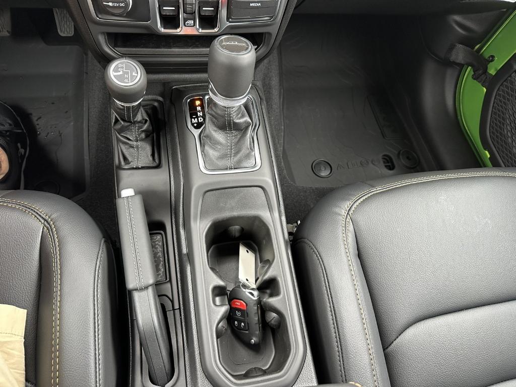 new 2025 Jeep Gladiator car, priced at $51,278