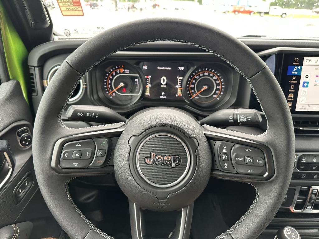 new 2025 Jeep Gladiator car, priced at $51,278