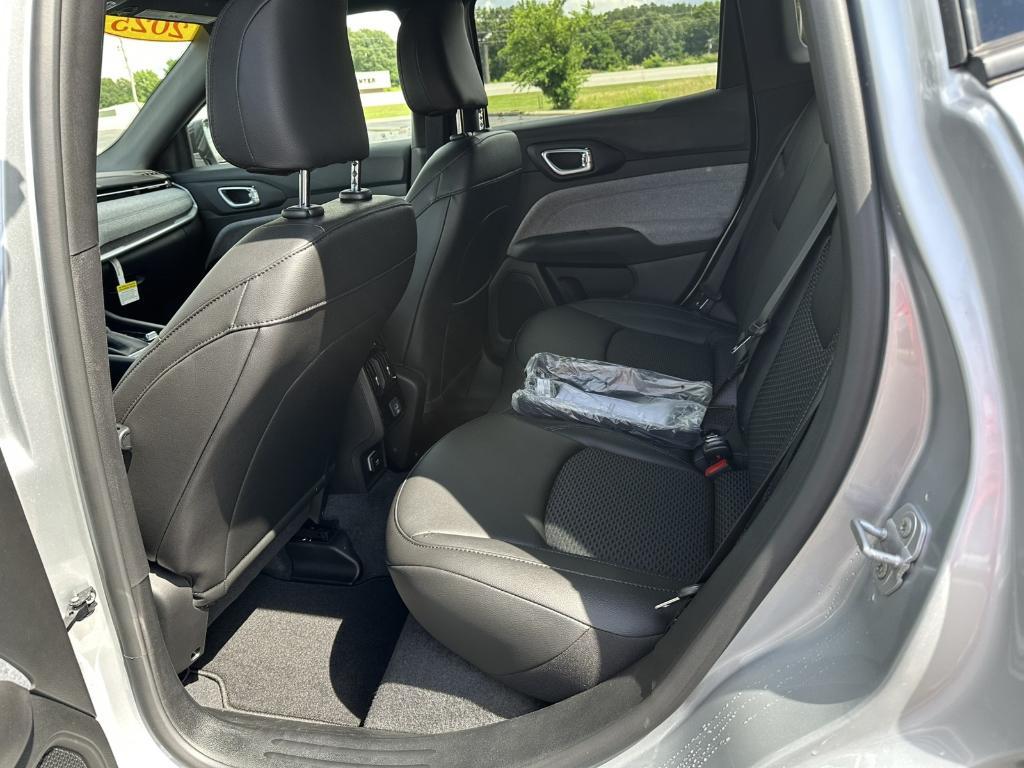 new 2025 Jeep Compass car, priced at $29,463
