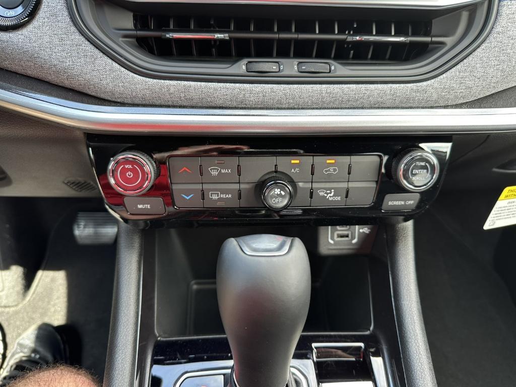 new 2025 Jeep Compass car, priced at $29,463
