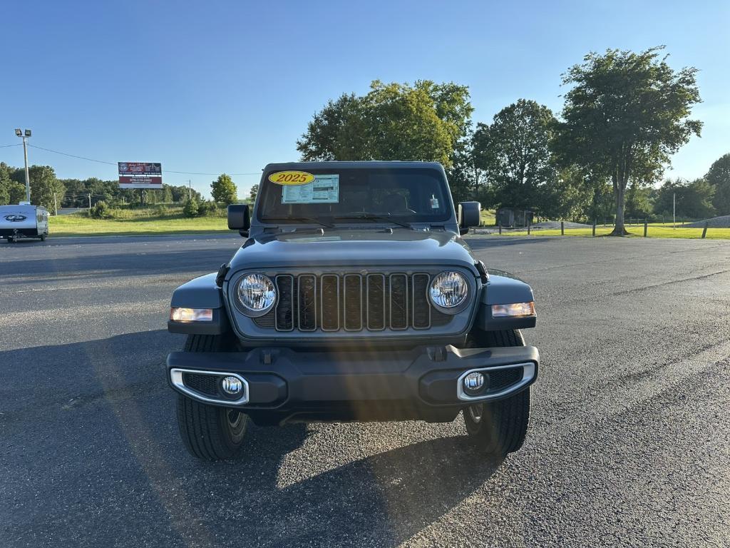 new 2025 Jeep Gladiator car, priced at $48,238