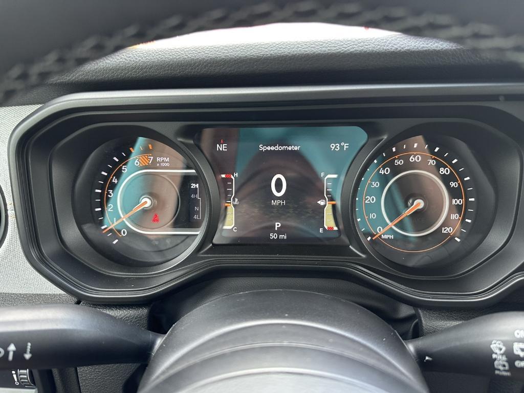 new 2025 Jeep Wrangler car, priced at $44,417